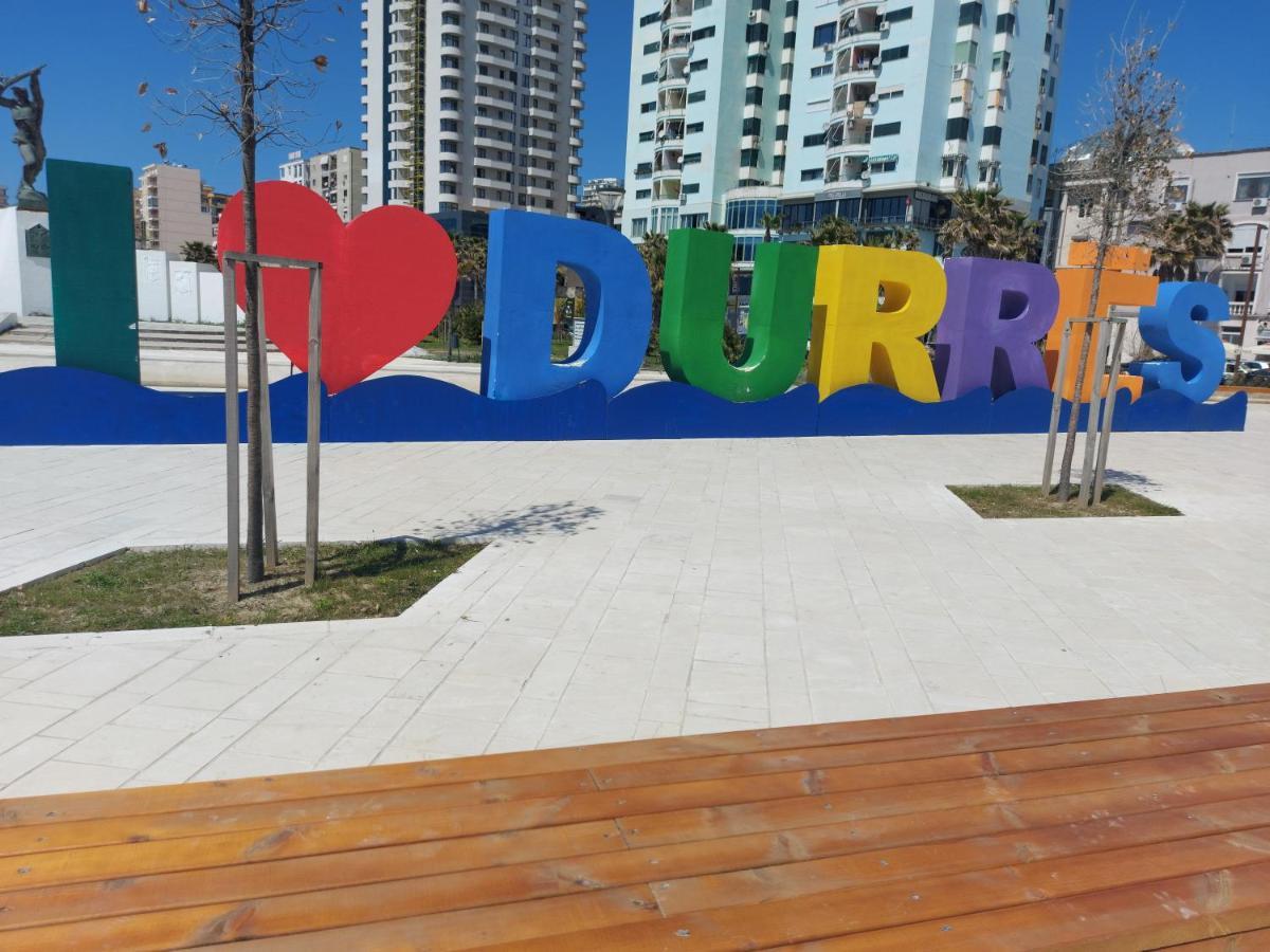 Bral Apartment 3 Durres Bagian luar foto