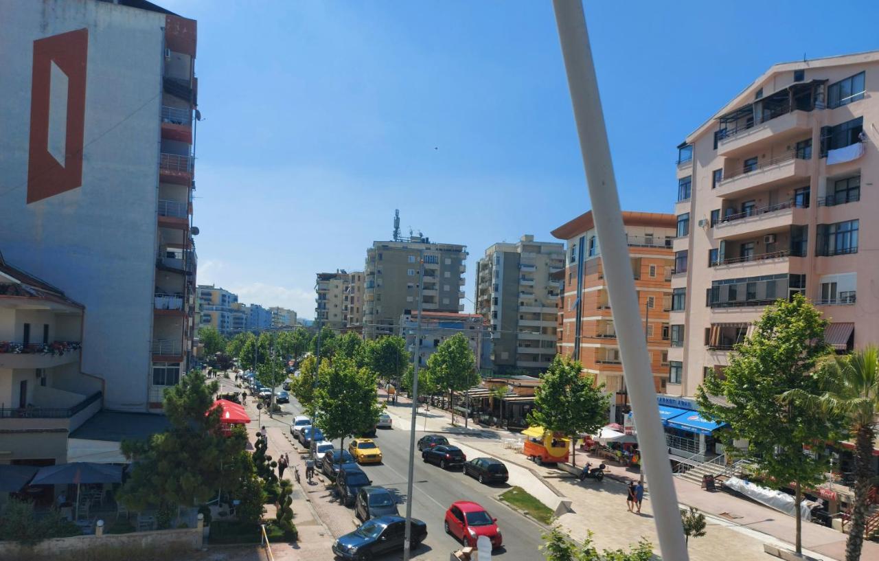 Bral Apartment 3 Durres Bagian luar foto